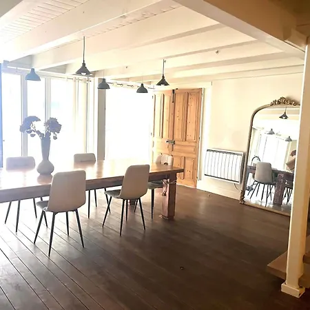 Pensión Maison Bonheur -parking- Piscine -espace De Jeux- Avec 6 Avec Sdb Bourg-en-Bresse