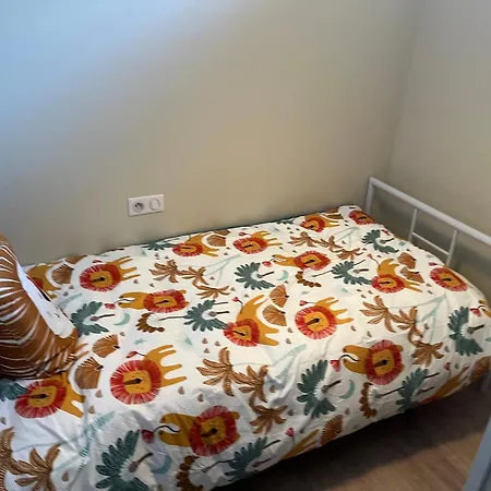 Maison Bonheur -parking- Piscine -espace De Jeux- Avec 6 Avec Sdb Pensión Bourg-en-Bresse