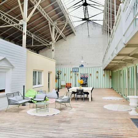 Maison Bonheur -parking- Piscine -espace De Jeux- Avec 6 Avec Sdb * Bourg-en-Bresse