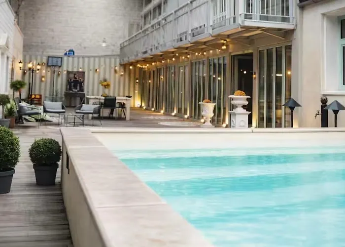 Maison Bonheur -parking- Piscine -espace De Jeux- Avec 6 Avec Sdb * Bourg-en-Bresse